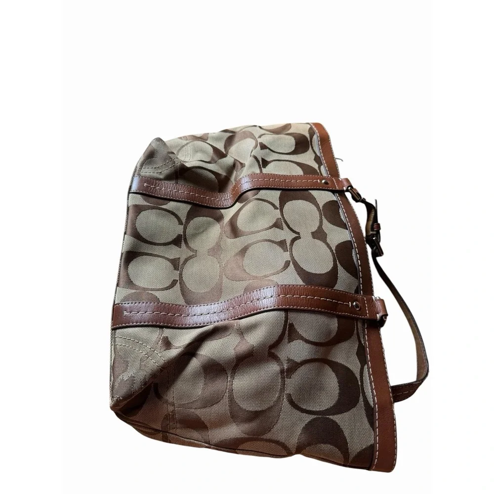 Coach Signature Tote Shoulder Purse Color Khaki/Brown Measures 16